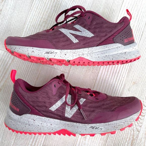 New Balance All Terrain Nitrel V3 Athletic Sneakers | Bordeaux Size 7.5 - Picture 1 of 9